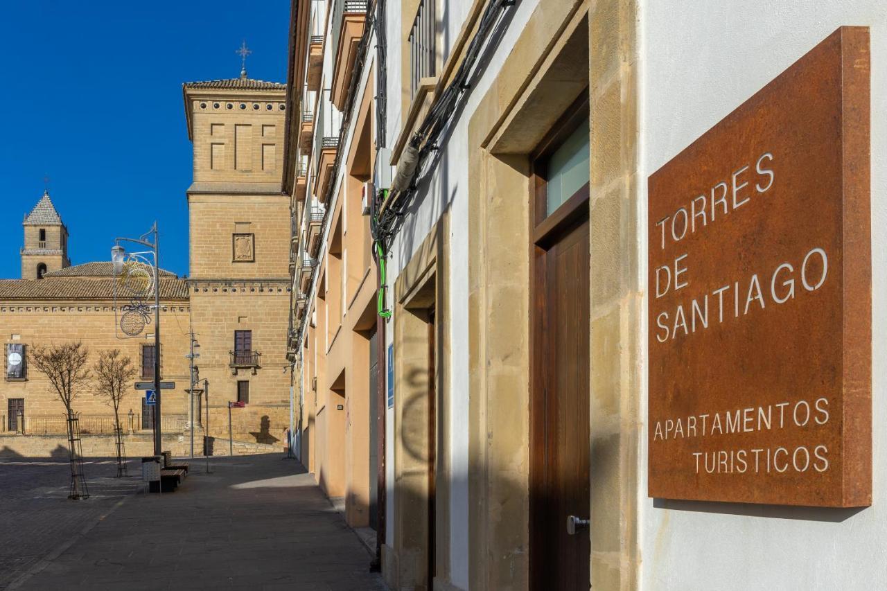 Apartamentos Turisticos Torres De Santiago ウベダ エクステリア 写真